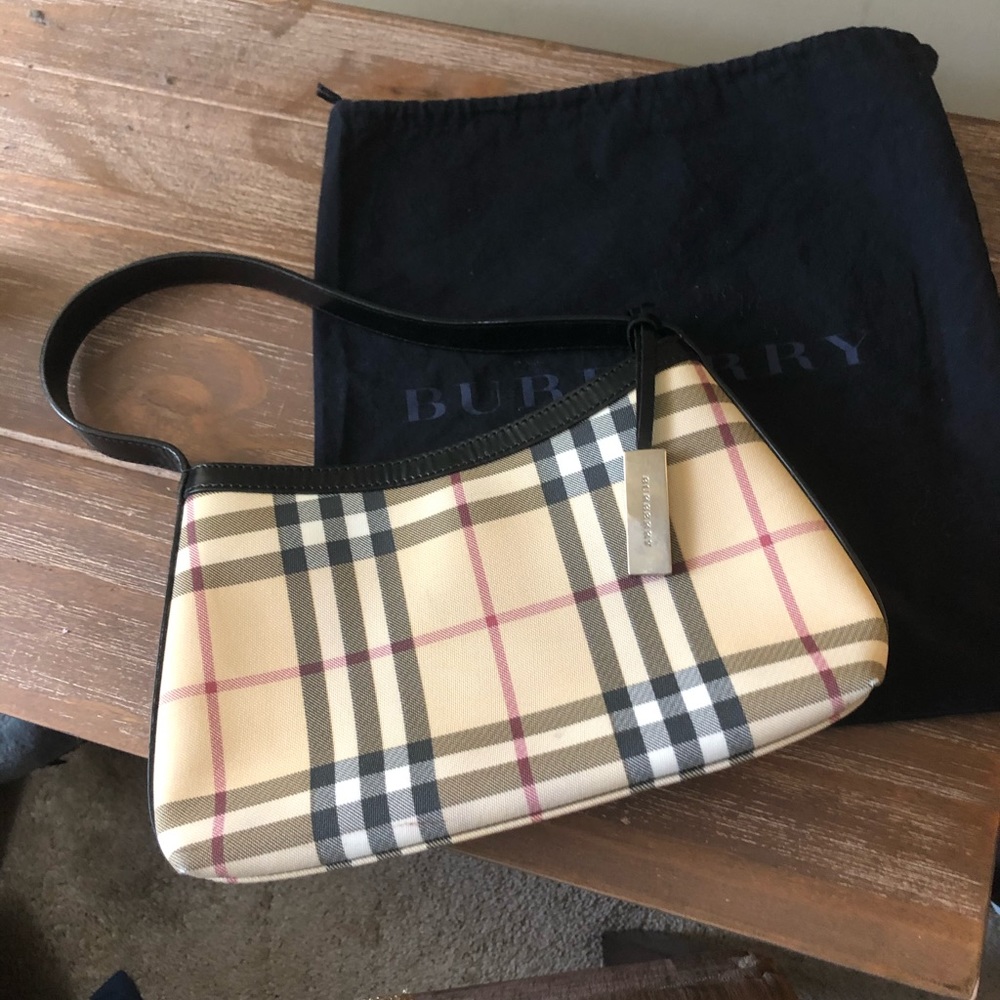 Burberry small purse